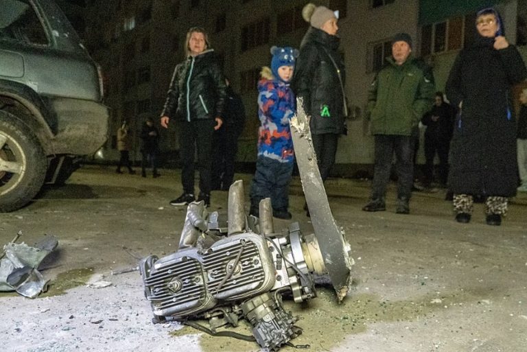 Ukraine-Russia War Latest: Peace Talks Stalled as Kinetic Intensity Peaks in Bryansk and Donbas