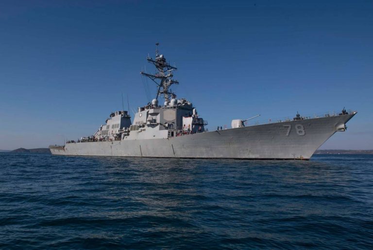 WHAT IS A DESTROYER? KEY FEATURES OF MODERN NAVAL WARSHIPS