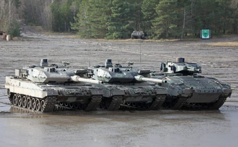 NEXT-GEN MAIN BATTLE TANKS: EVOLUTIONARY SURVIVAL IN THE AGE OF ASYMMETRIC THREATS
