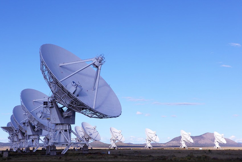 WHAT IS ELECTRONIC WARFARE AND WHY IT CONTROLS THE FUTURE OF COMBAT