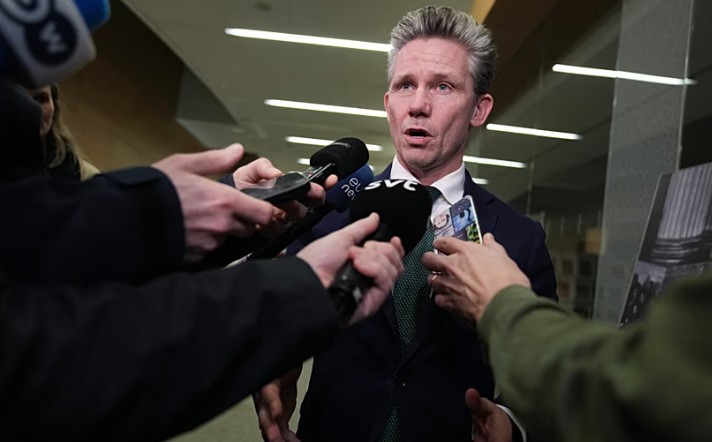 Advanced Swedish radar systems and mobile anti-aircraft units protecting critical infrastructure, symbolizing a €800 million defense surge.