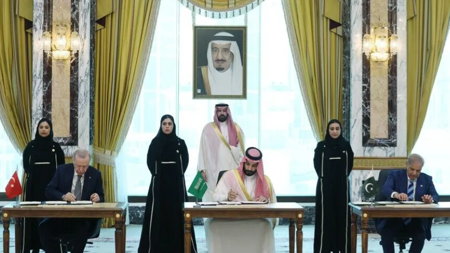 A New Geopolitical Axis: The Strategic Depth of the Turkey-Saudi Arabia-Pakistan Defense Pact