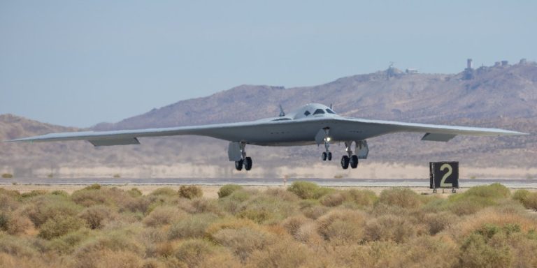 ABD’nin Stratejik Bombardıman Uçakları: B-52, B-1B, B-2 ve B-21 Raider