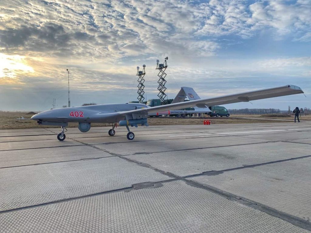Bayraktar TB2 vs Shahed-136, İki Dron, İki Doktrin