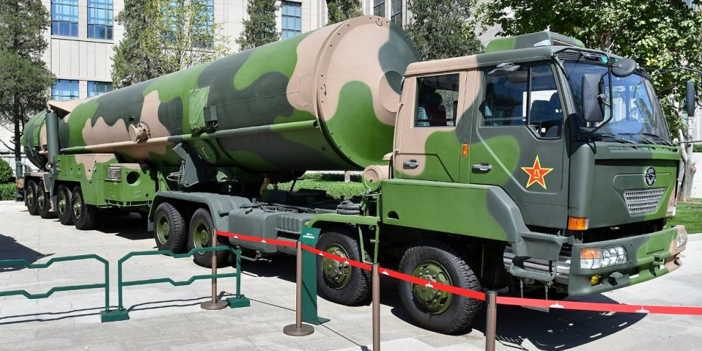 Ядерное оружие Китая: сколько у Пекина боезарядов и ракет?