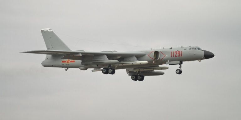 Çin’in Bombardıman Uçakları Neler? H-6 ve Hayalet Bombacı H-20