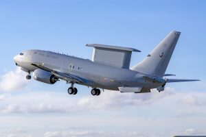 E-7“楔尾”