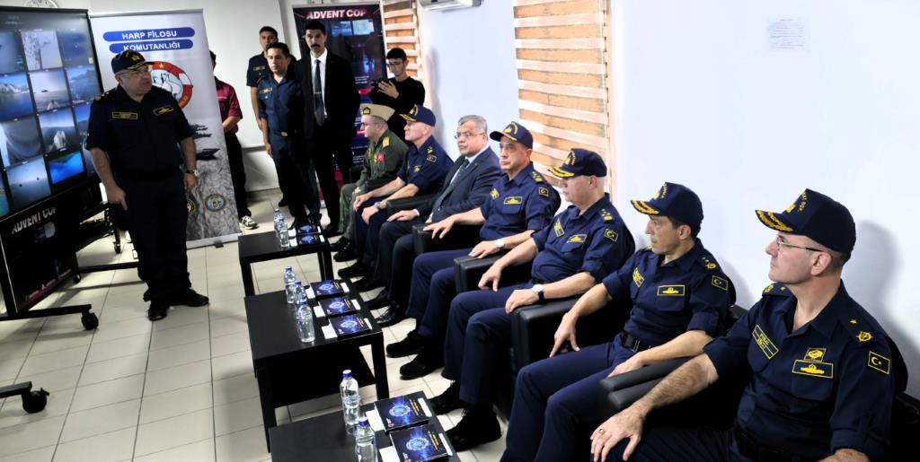Operators at the TURNAs-2026 Tactical Control Centre