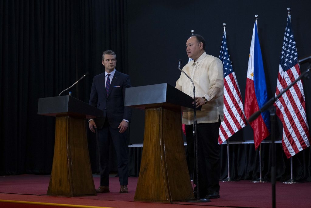 Squad Defence Ministers Meeting: Hegseth, Australia, Japan and Philippines Push First Island Chain Readiness in Cebu