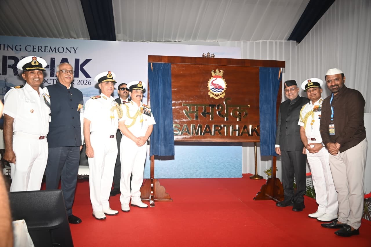 Commissioning plaque of INS Samarthak unveiled at Naval Base Karwar