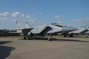 MiG-31 Foxhound Specs, Radar, Missiles and Kinzhal Role