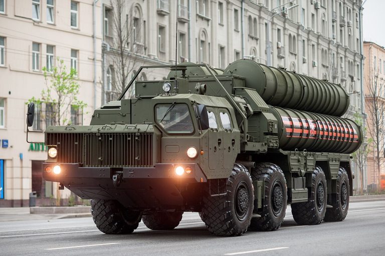 Video: What Is the S-400? The Missile Shield That Cost Türkiye F-35s