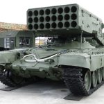منظومة TOS-1A الثقيلة قاذفة اللهب، المواصفات والمدى والمشغلون