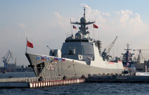 Эсминец Type 052D